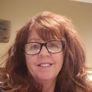 Meet your Posher, Deborah